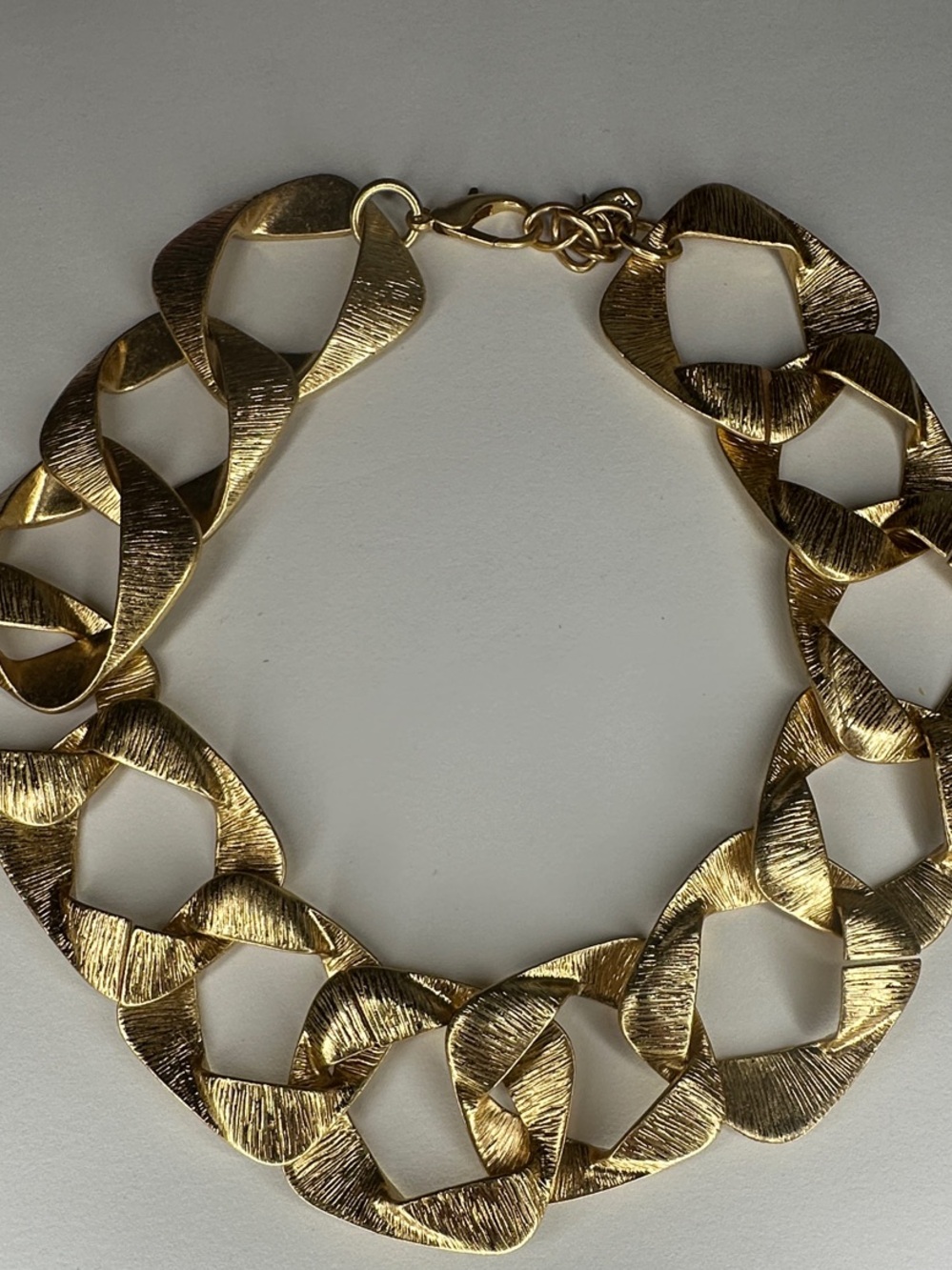 Zara Gold Sculpted Link Necklace - Women Jewelry